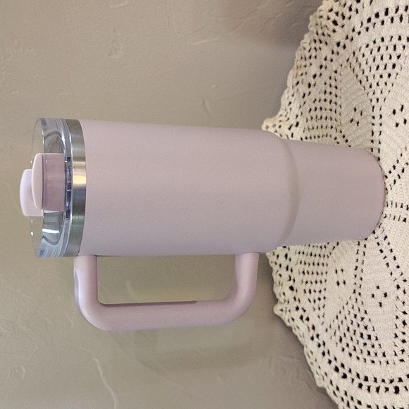 Stanley Quencher H2.O FlowState Tumbler Purple 30 Oz - Picture 4 of 10